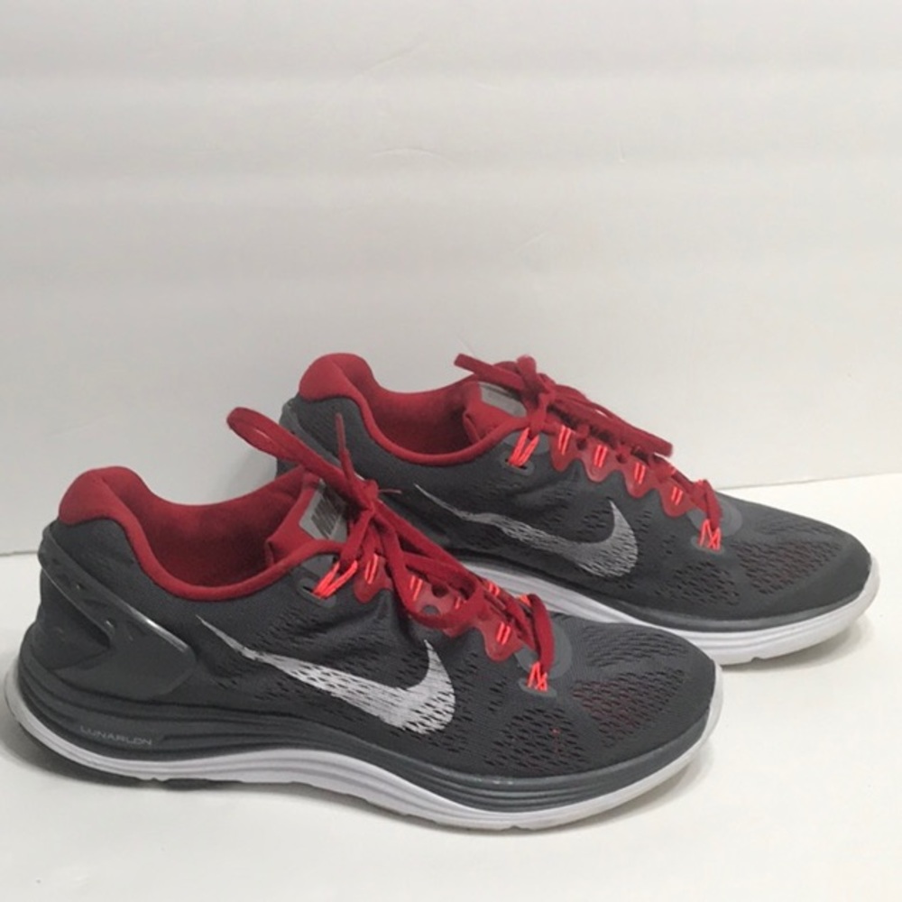 NIKE LUNARLON. #9.5